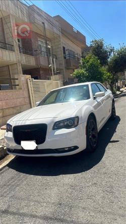 کرایسلەر 300